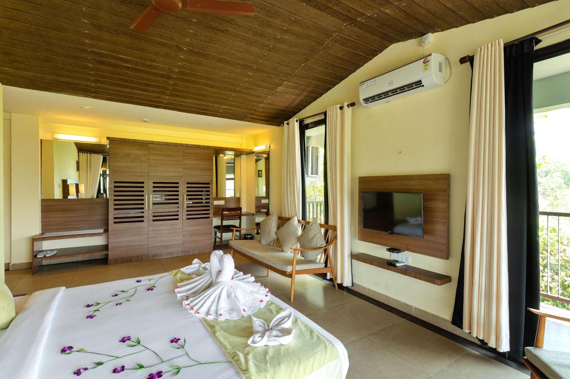 The Mountain Courtyard Thekkady Hotel Kültér fotó
