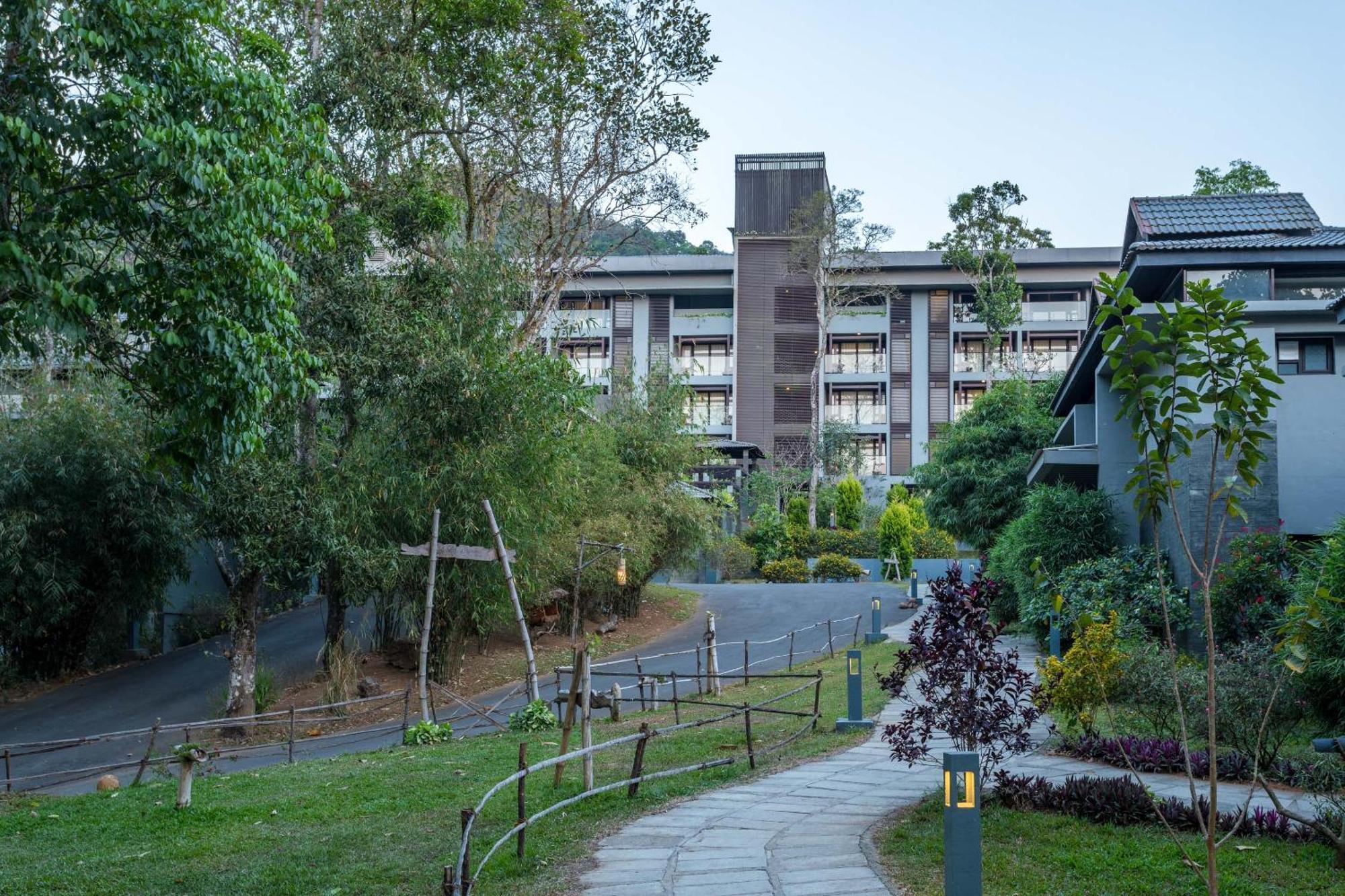 The Mountain Courtyard Thekkady Hotel Kültér fotó