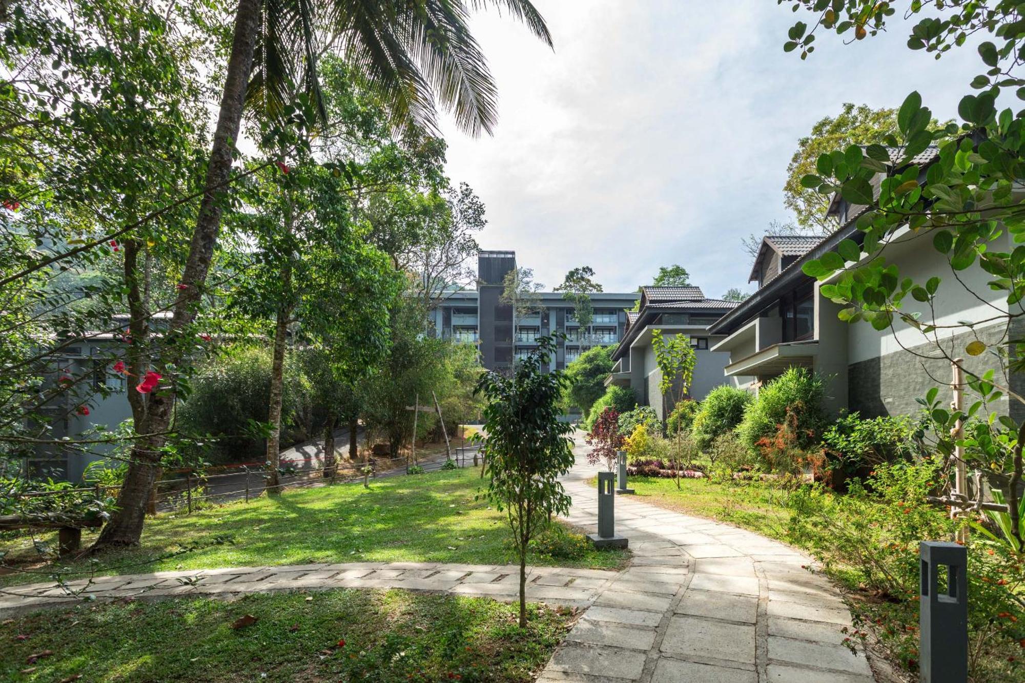 The Mountain Courtyard Thekkady Hotel Kültér fotó