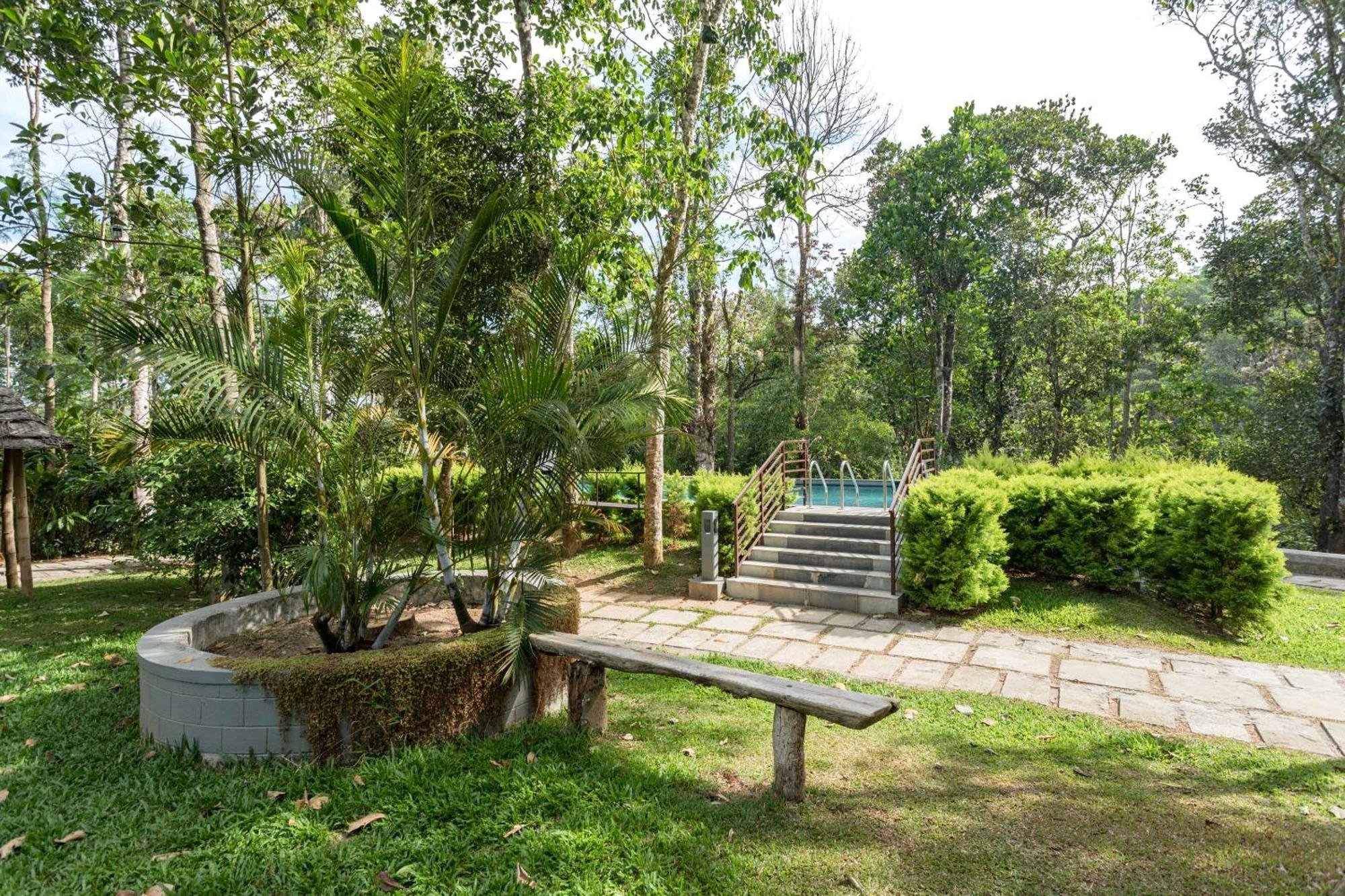 The Mountain Courtyard Thekkady Hotel Kültér fotó