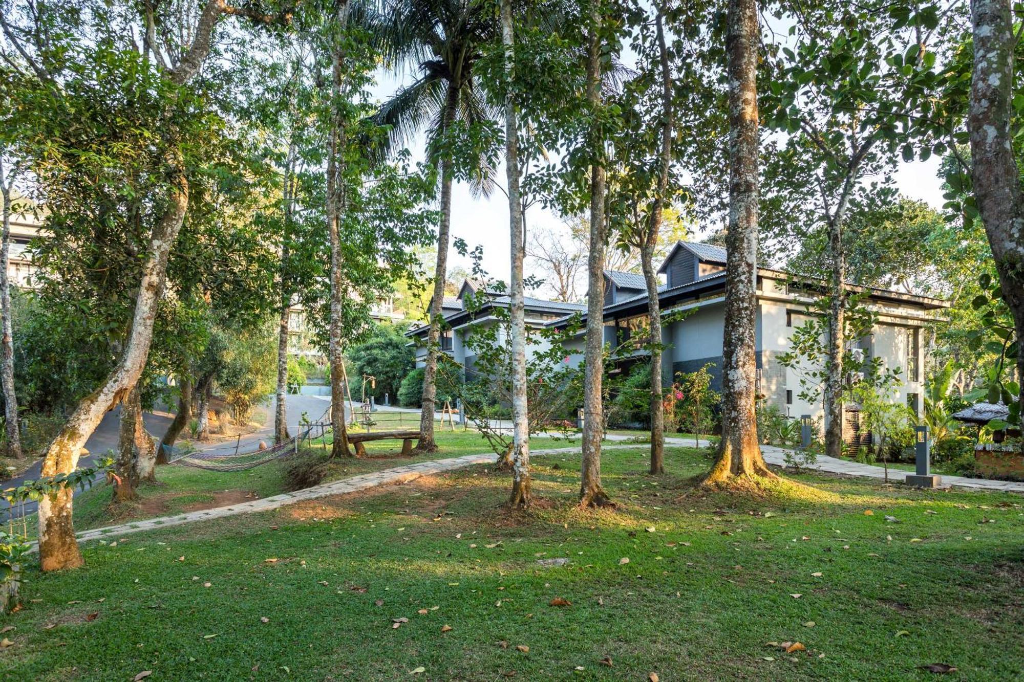 The Mountain Courtyard Thekkady Hotel Kültér fotó