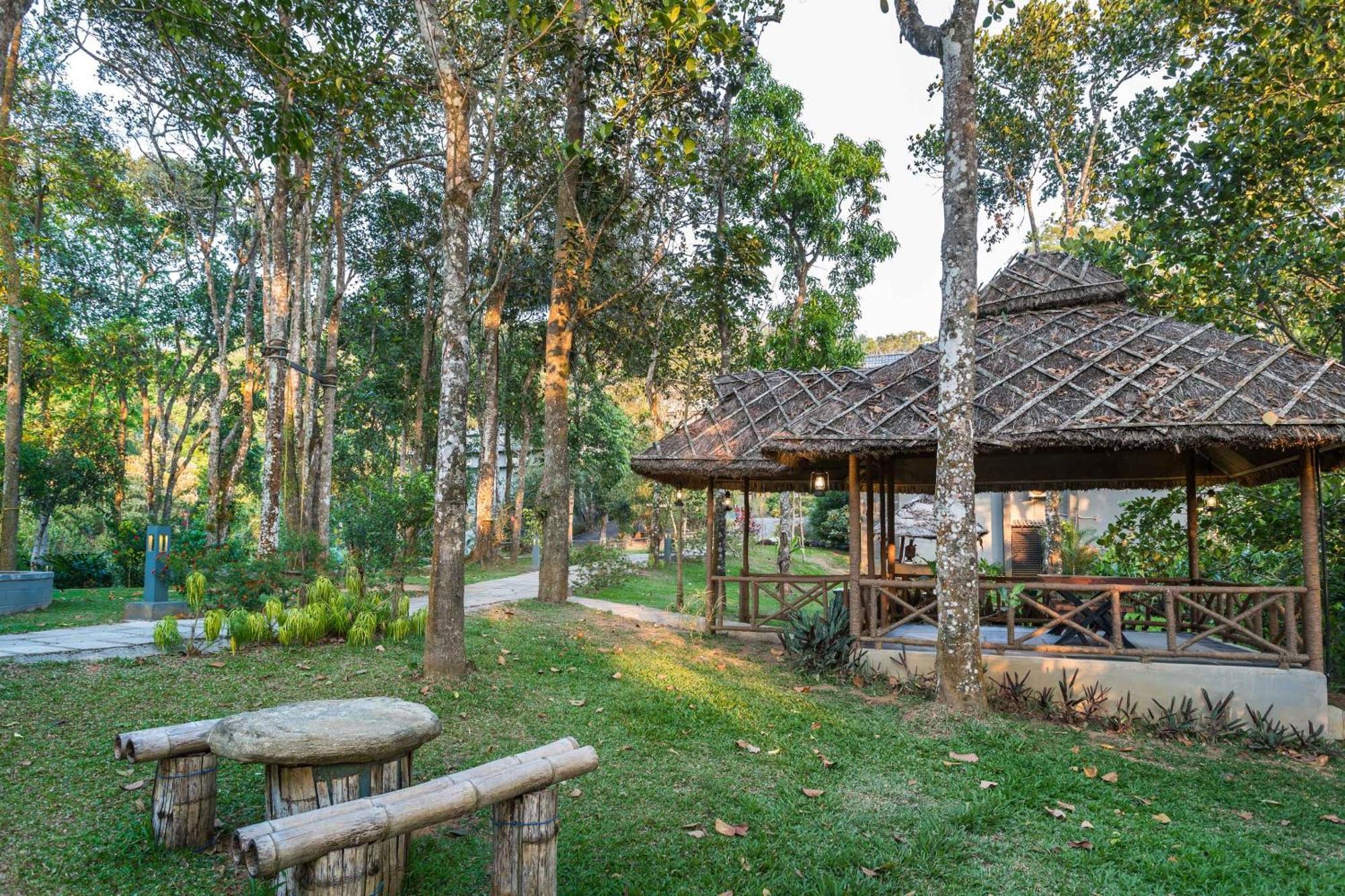 The Mountain Courtyard Thekkady Hotel Kültér fotó